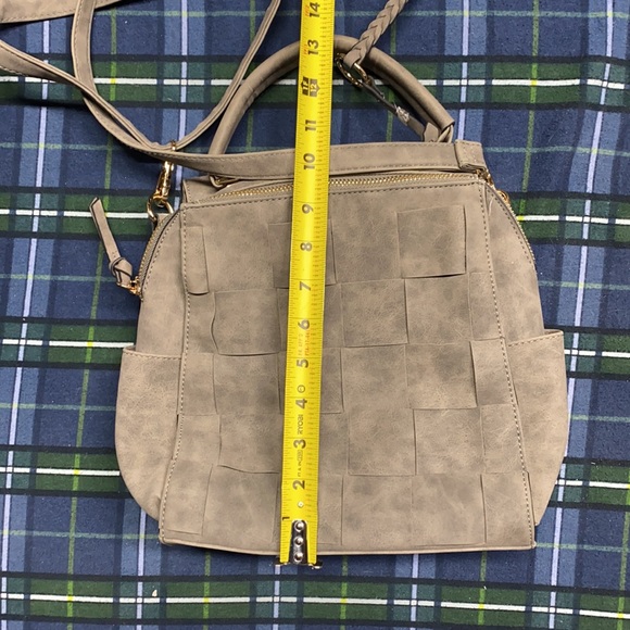 Super cute faux suede look purse. - Picture 12 of 13